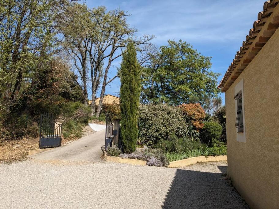 Villa Calme Avec Piscine A Greoux Extérieur photo