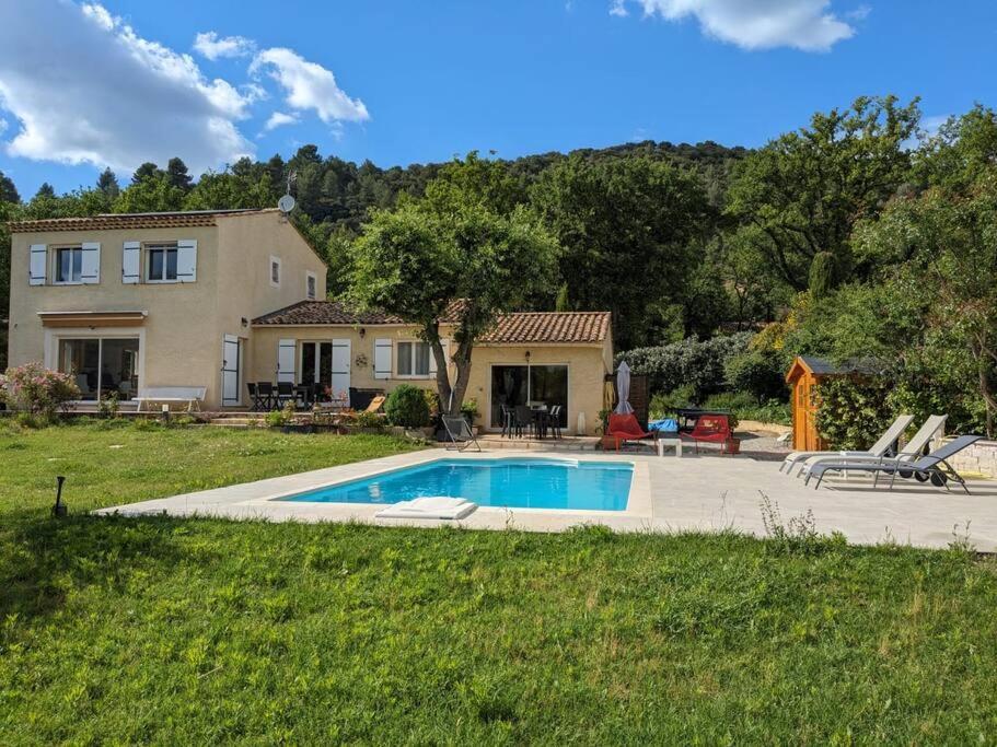 Villa Calme Avec Piscine A Greoux Extérieur photo
